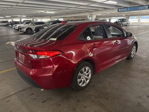 Used 2023 Toyota Corolla LE FWD image 3