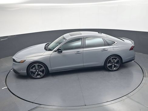 Used 2025 Honda Accord Sport image 20