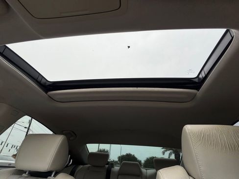Used 2018 Honda Accord Touring image 24