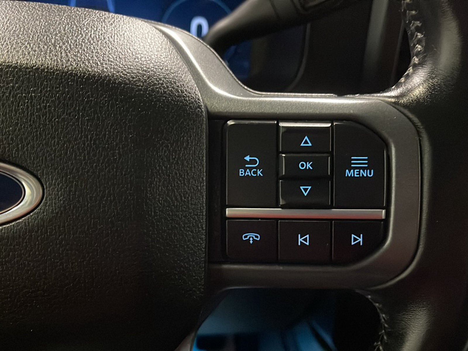 Used 2024 Ford F250 Lariat w/ Lariat Ultimate Package AWD/4WD image 7