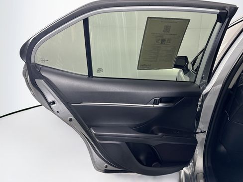 Used 2024 Toyota Camry SE FWD image 25