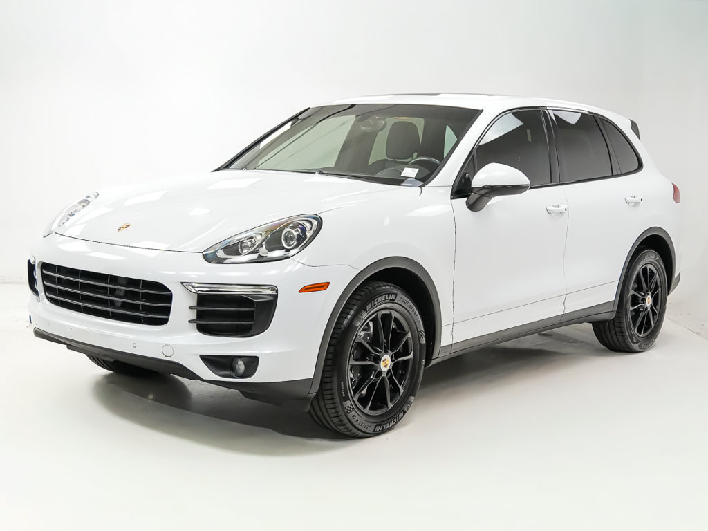 Used 2018 Porsche Cayenne AWD/4WD image 1