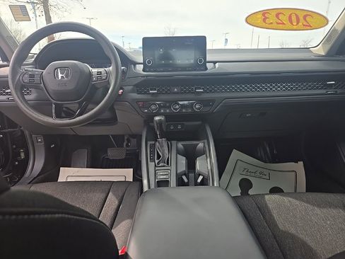 Used 2023 Honda Accord EX image 29