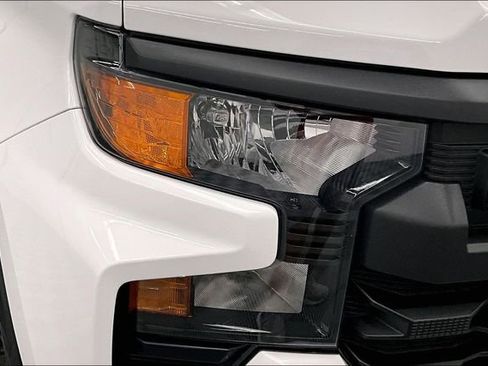Used 2025 Chevrolet Silverado 1500 Custom Trail Boss AWD/4WD image 32