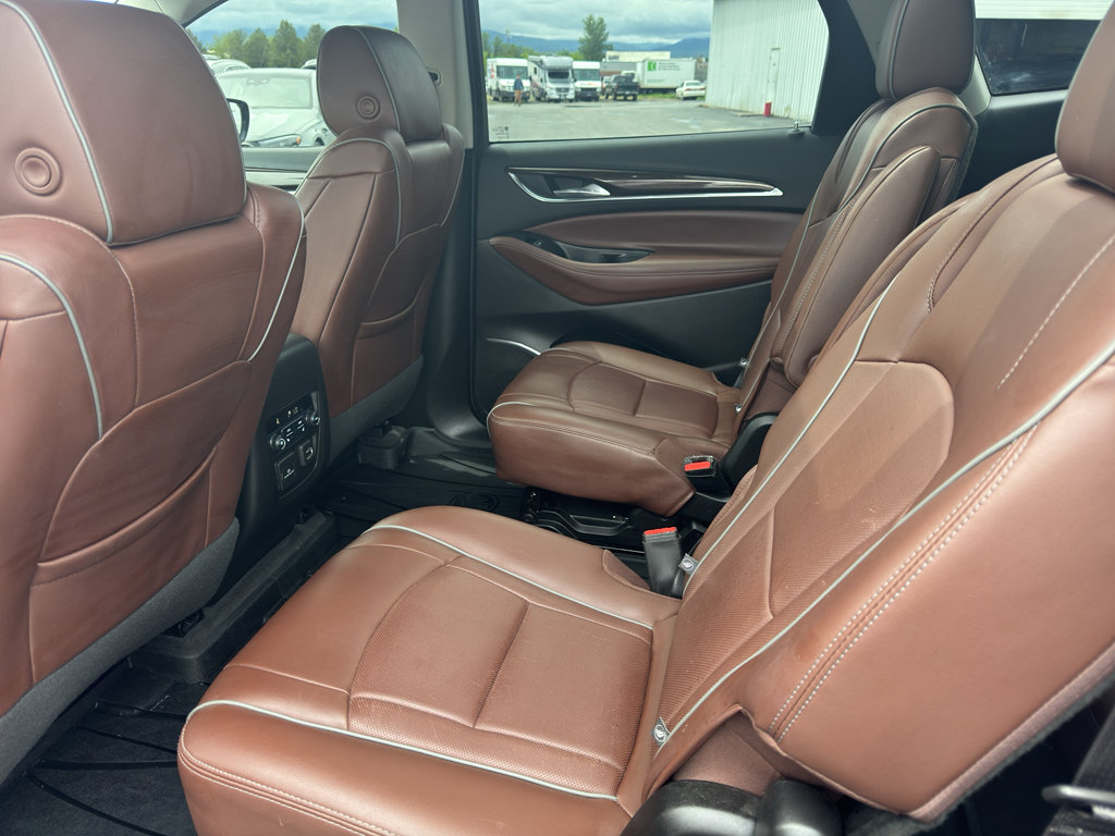Used 2020 Buick Enclave Avenir w/ Avenir Technology Package AWD/4WD image 6