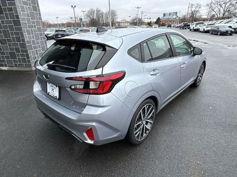 Used 2025 Subaru Impreza 2.0i Sport AWD/4WD image 7