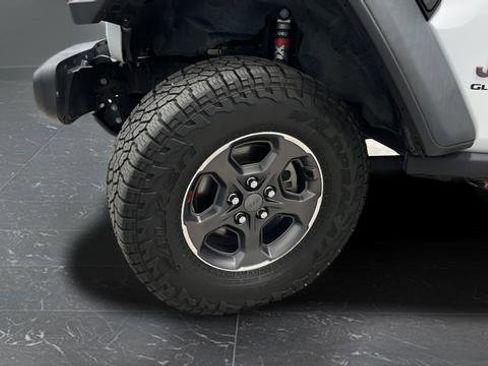 Used 2022 Jeep Gladiator Rubicon AWD/4WD image 34