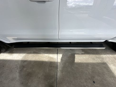 Certified 2022 Chevrolet Silverado 1500 RST AWD/4WD image 30