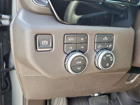 New 2026 GMC Sierra 1500 SLE AWD/4WD image 24