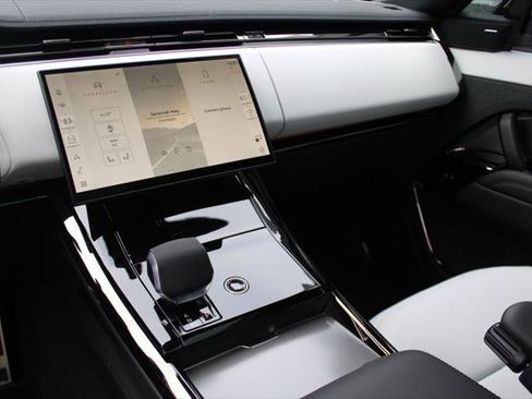 New 2026 Land Rover Range Rover Sport Dynamic SE image 21