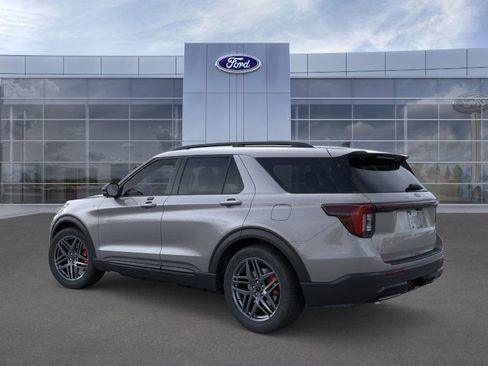 New 2026 Ford Explorer ST-Line w/ ST-Line Street Pack RWD image 8