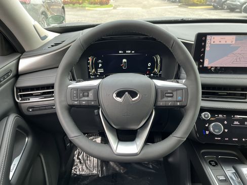 Certified 2026 INFINITI QX60 Luxe w/ Family Package FWD image 17