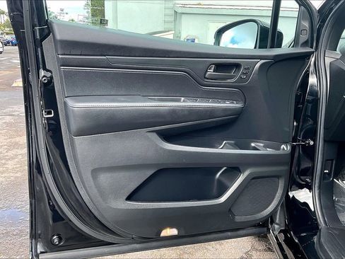 Used 2025 Honda Odyssey Sport-L image 4