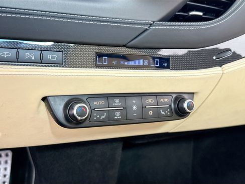 Certified 2021 Ferrari F8 Tributo image 12