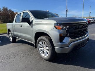 New 2026 Chevrolet Silverado 1500 Custom video 2