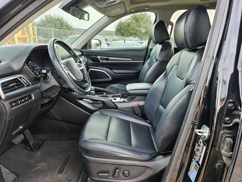 Used 2022 Kia Telluride S image 15