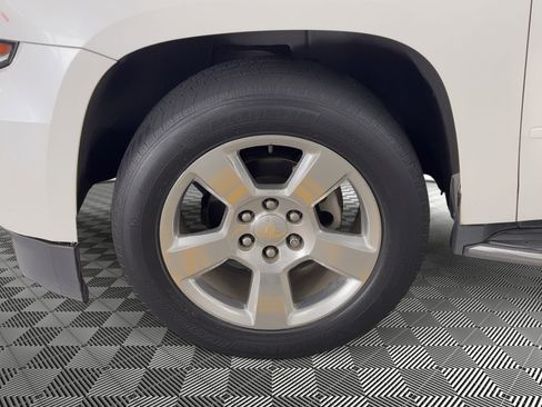 Used 2017 Chevrolet Tahoe Premier RWD image 12