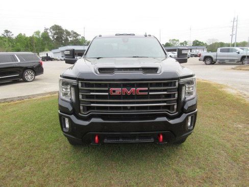Used 2023 GMC Sierra 2500 AT4 w/ AT4 Preferred Package AWD/4WD image 3