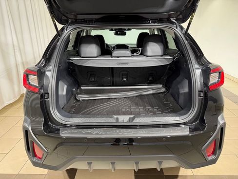 Used 2025 Subaru Crosstrek 2.5i Limited w/ Crosstrek Mirror Package AWD/4WD image 11