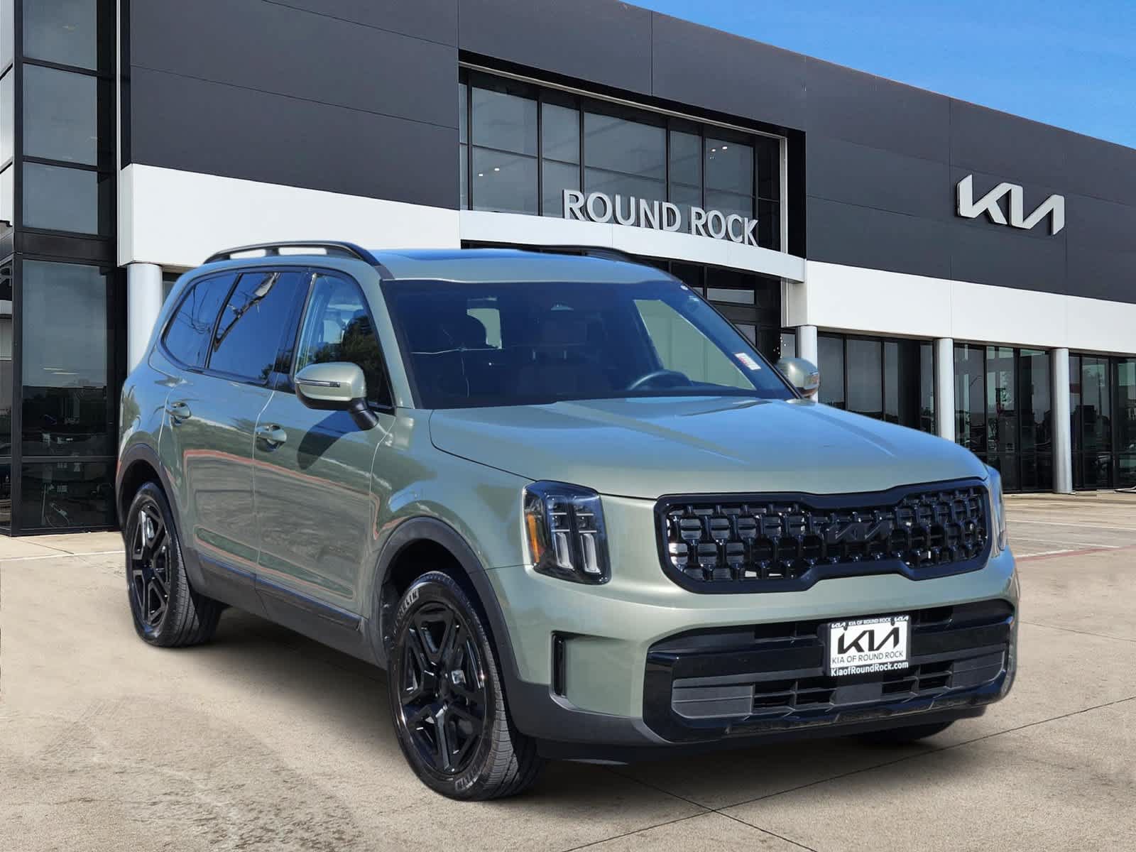 Used 2025 Kia Telluride EX X-Line AWD/4WD image 3
