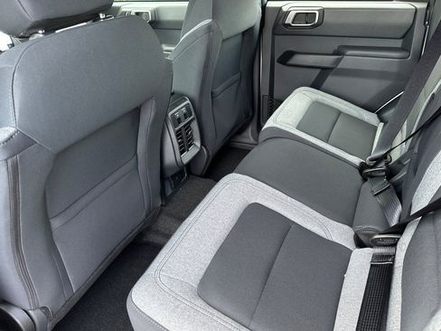 New 2025 Ford Bronco Base image 20