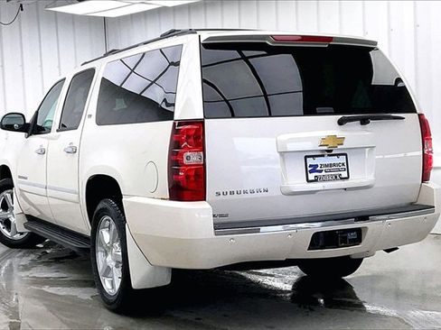 Used 2013 Chevrolet Suburban LTZ image 11