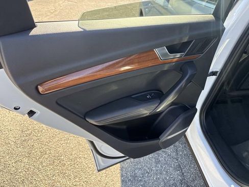 Used 2023 Audi Q5 2.0T Premium Plus image 19