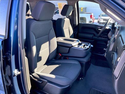 Used 2022 Chevrolet Silverado 1500 Custom w/ LPO, Dark Essentials Package image 11