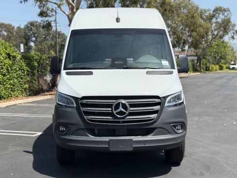 New 2025 Mercedes-Benz Sprinter 2500 image 5