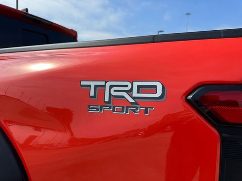 Used 2024 Toyota Tacoma TRD Sport w/ TRD Sport Upgrade Package image 32