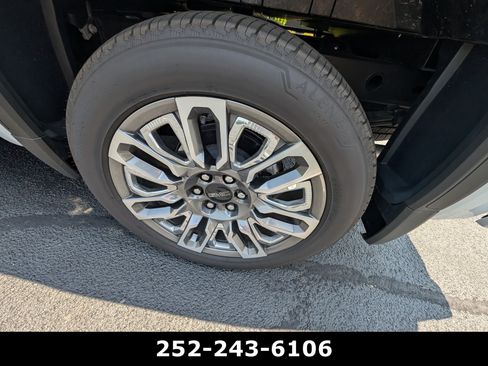 Used 2026 GMC Sierra 1500 Denali Ultimate AWD/4WD image 10