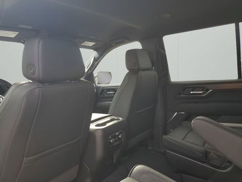 New 2026 GMC Yukon Denali image 18