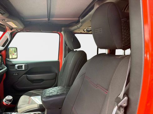 Used 2019 Jeep Wrangler Unlimited Sport S AWD/4WD image 18