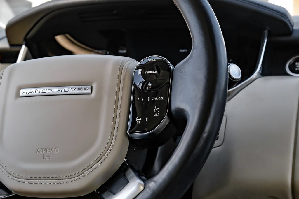 Used 2019 Land Rover Range Rover HSE AWD/4WD image 17