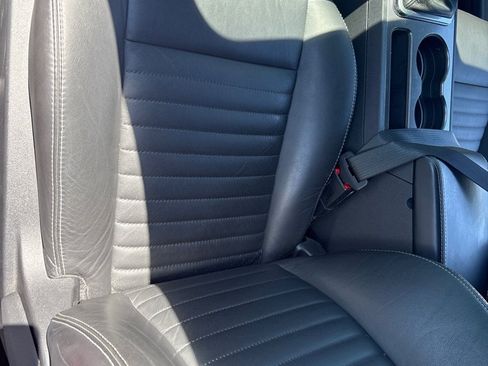 Used 2012 Dodge Challenger R/T RWD image 18