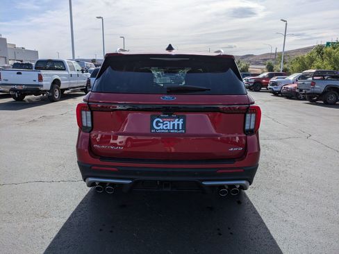 Certified 2025 Ford Explorer Platinum w/ Ultimate Package image 6