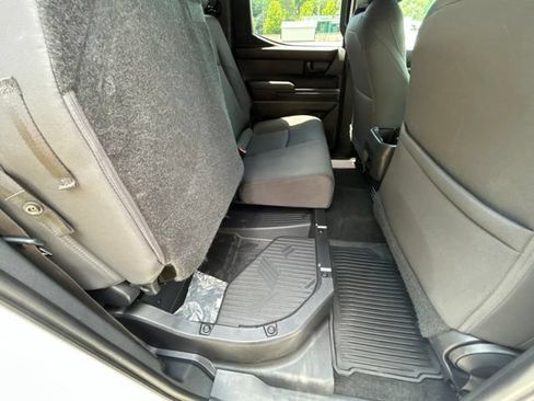 Certified 2024 Toyota Tacoma SR5 AWD/4WD image 40