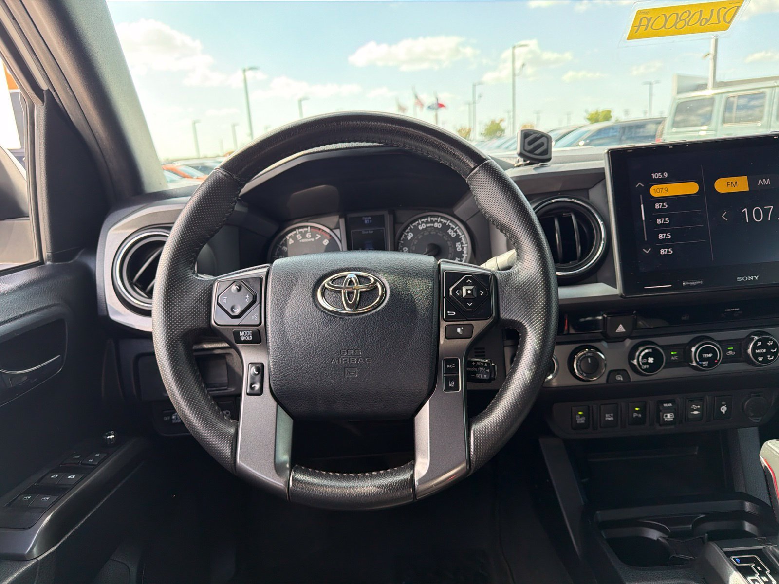 Used 2018 Toyota Tacoma TRD Sport w/ Technology Package AWD/4WD image 20