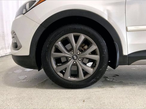 Used 2017 Hyundai Santa Fe Sport w/ 2.0T Ultimate Tech Package 05 AWD/4WD image 6