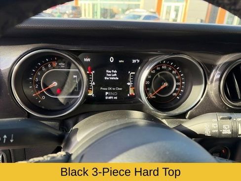 Used 2021 Jeep Wrangler Unlimited Sport AWD/4WD image 36