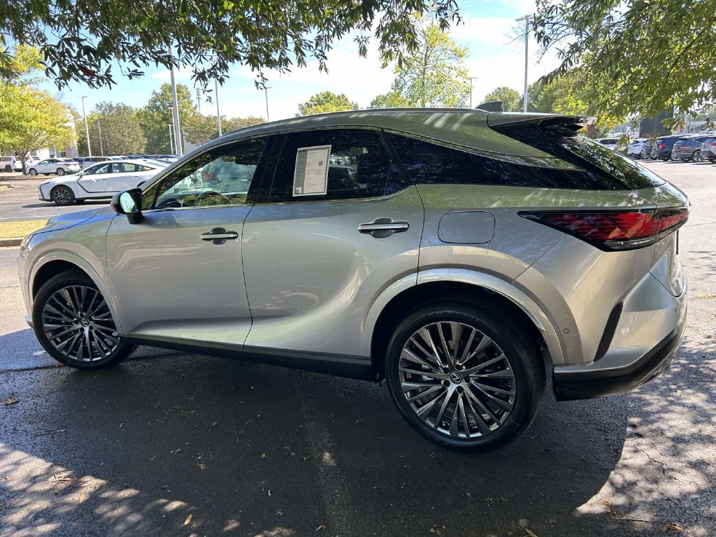 Used 2024 Lexus RX 350 FWD w/ Convenience Package image 4