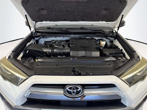 Used 2022 Toyota 4Runner Limited RWD image 31