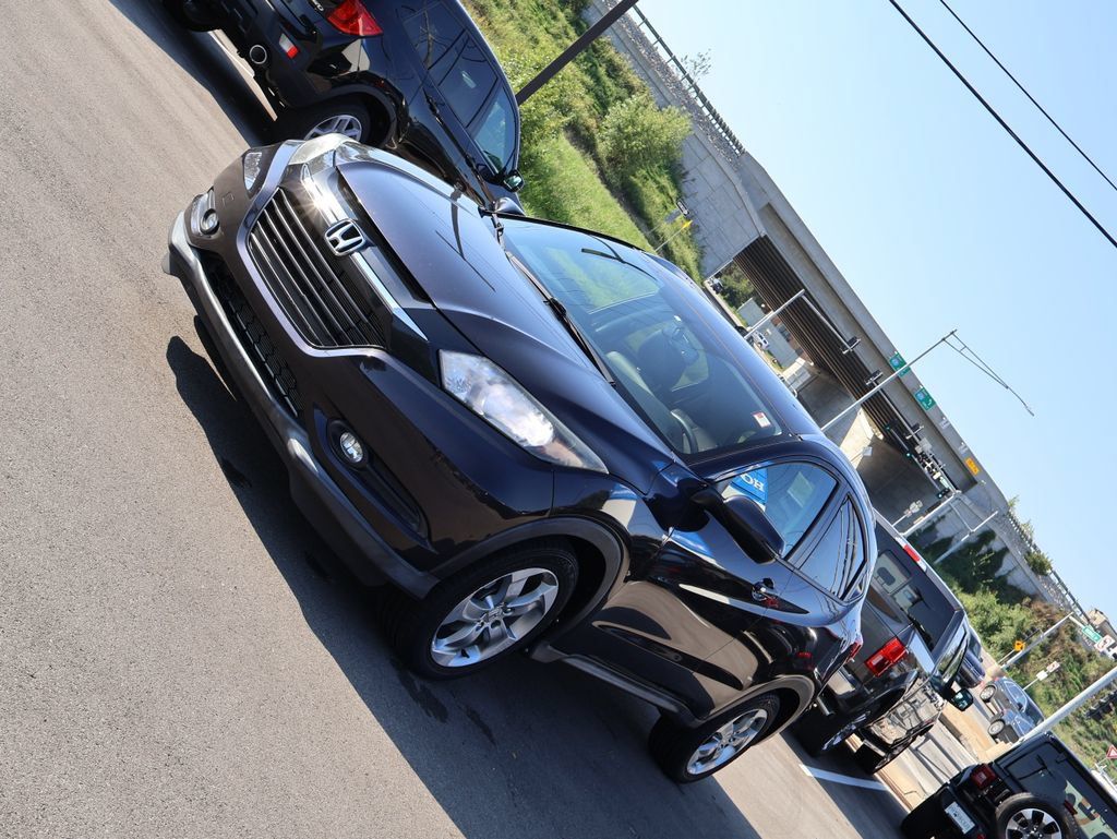 Used 2017 Honda HR-V EX-L image 3