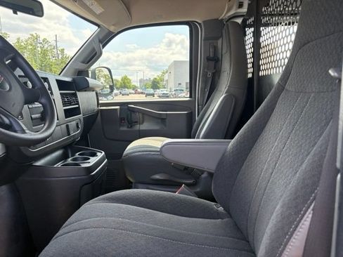 Used 2025 GMC Savana 2500 w/ Driver Convenience Package RWD image 27