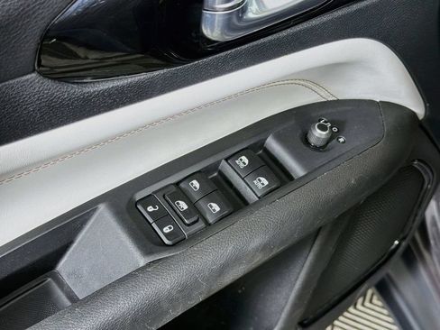 Used 2024 Jeep Compass Limited AWD/4WD image 17