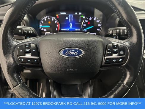 Used 2020 Ford Explorer XLT w/ Comfort Package AWD/4WD image 12