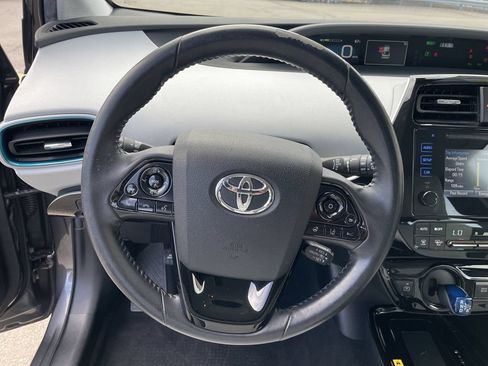 Certified 2019 Toyota Prius XLE AWD/4WD image 16