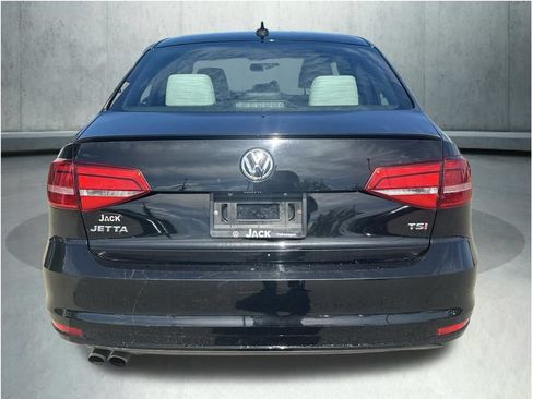Used 2015 Volkswagen Jetta Sport FWD image 5
