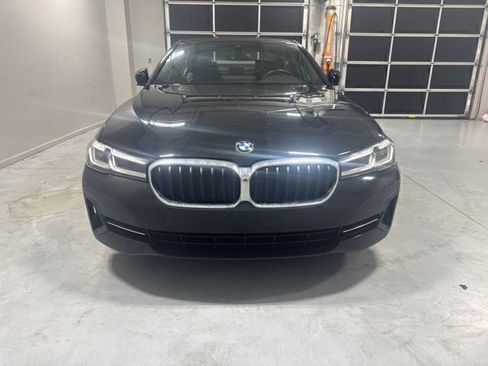 Used 2023 BMW 540i w/ Convenience Package RWD image 3