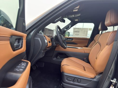 New 2026 Nissan Armada SL w/ Captain's Chari Seat Package AWD/4WD image 8